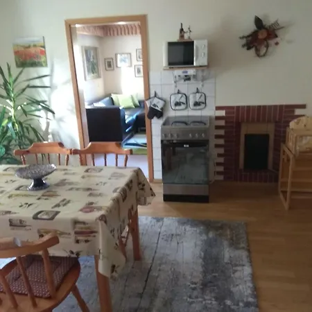 Mit Eigenem Parkplatz By Interhome *