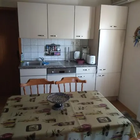 Appartement Mit Eigenem Parkplatz By Interhome