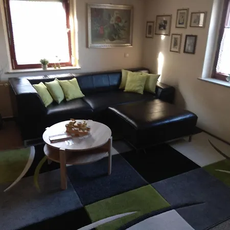Mit Eigenem Parkplatz By Interhome Lägenhet *