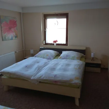 Mit Eigenem Parkplatz By Interhome *