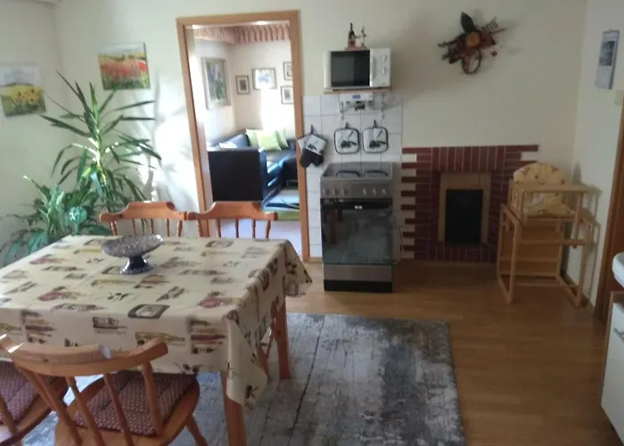 Mit Eigenem Parkplatz By Interhome *