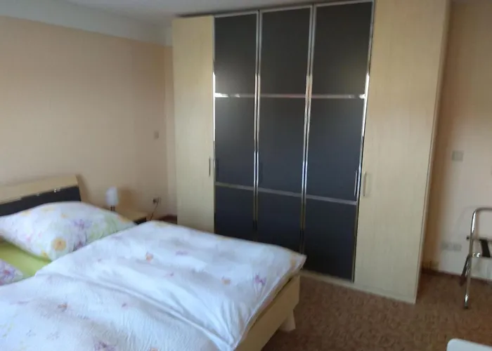 Mit Eigenem Parkplatz By Interhome *